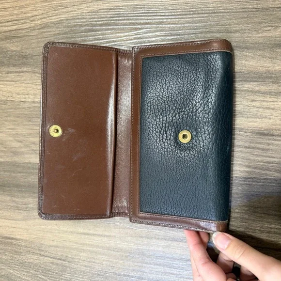 Vintage Dooney & Bourke Wallet Black Tan Checkbook - Picture 3 of 15